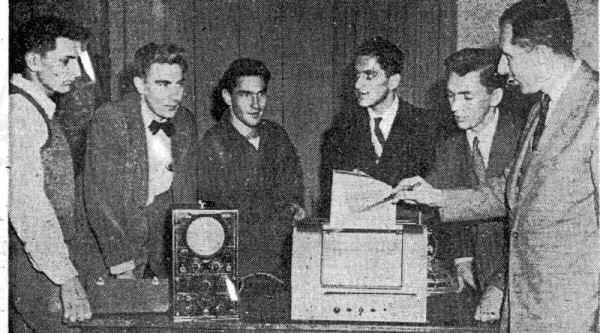 fax.jpg (97079 bytes)