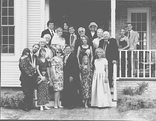 wedding_bw.jpg (63670 bytes)